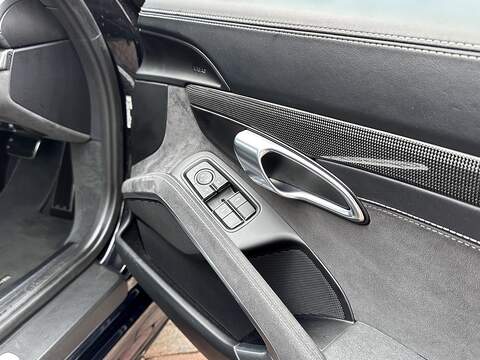 Porsche 718 Cayman T GTS - U295