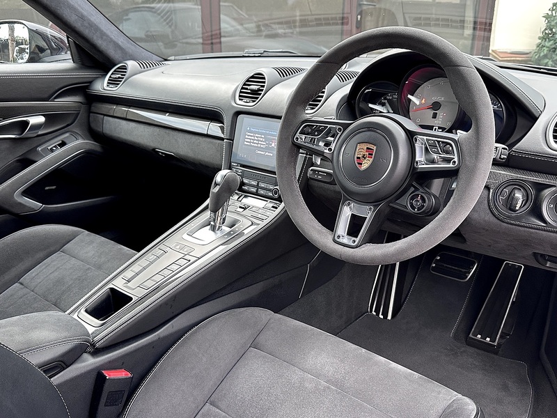 Porsche 718 Cayman T GTS - U295