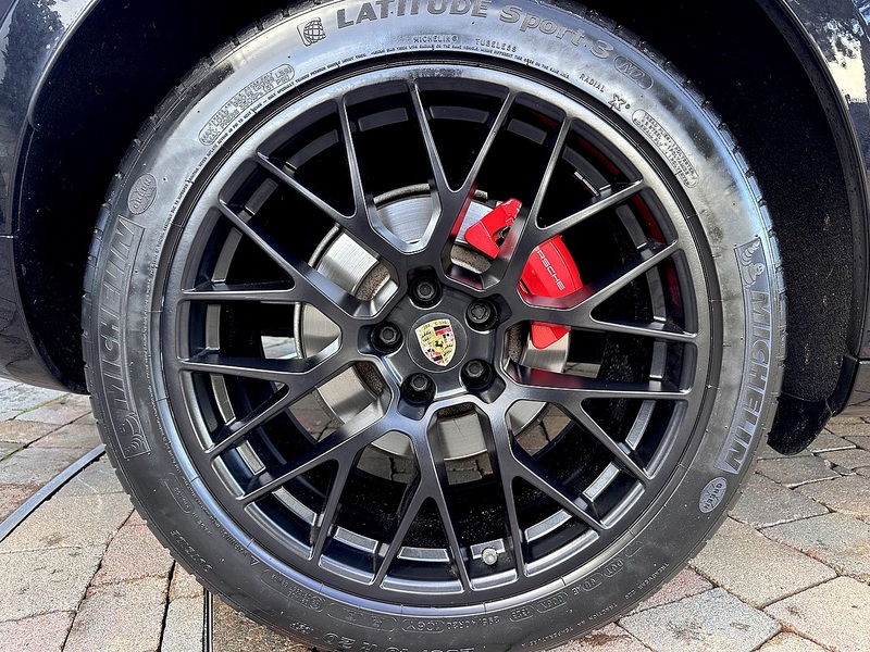 Porsche Macan T V6 GTS - U297