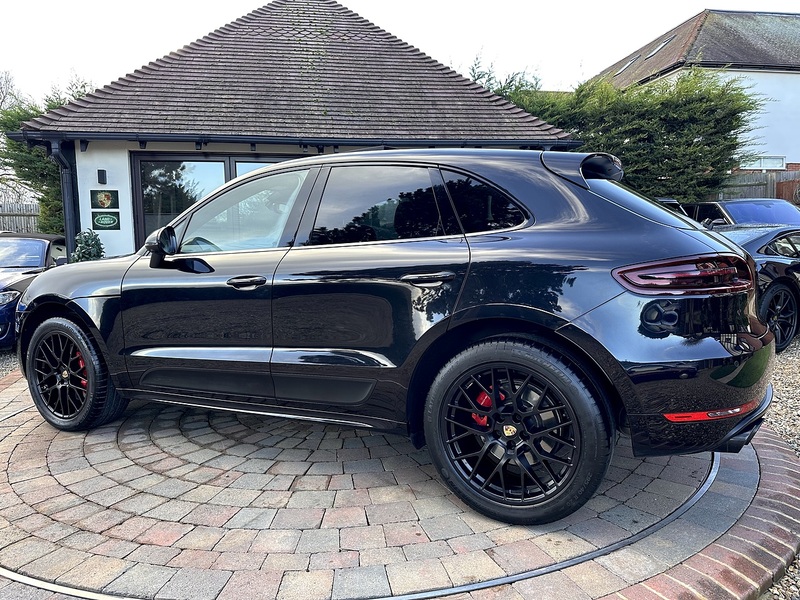 Porsche Macan T V6 GTS - U297