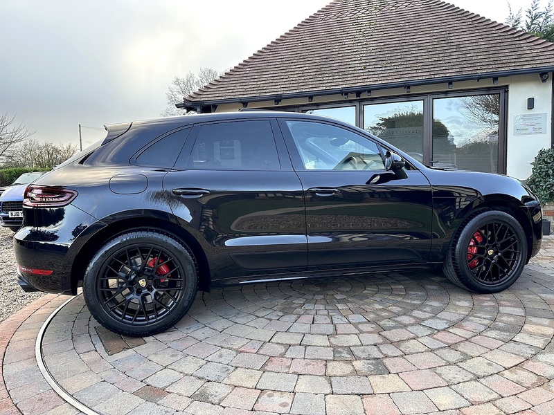 Porsche Macan T V6 GTS - U297