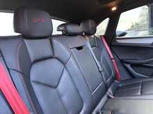 Porsche Macan T V6 GTS 