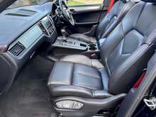 Porsche Macan T V6 GTS 