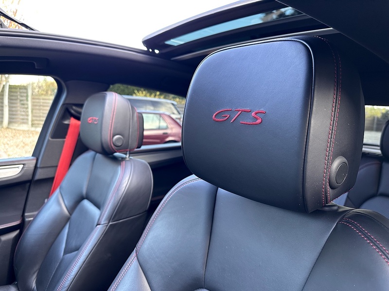 Porsche Macan T V6 GTS - U297