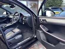 Porsche Macan T V6 GTS 