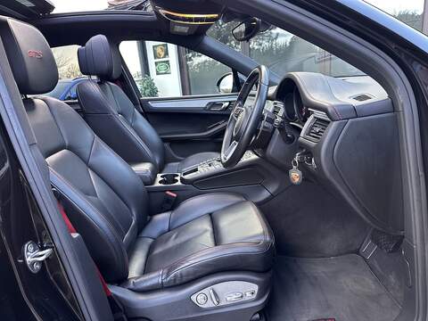 Porsche Macan T V6 GTS - U297