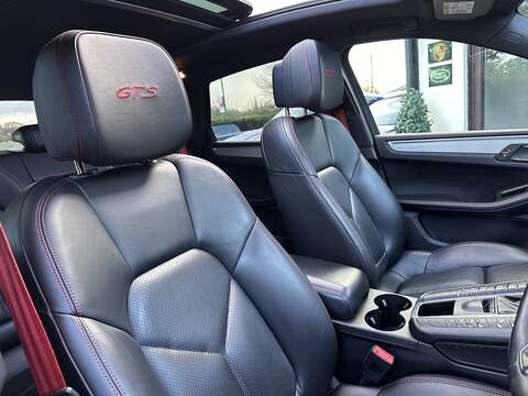 Porsche Macan T V6 GTS - U297