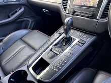 Porsche Macan T V6 GTS 