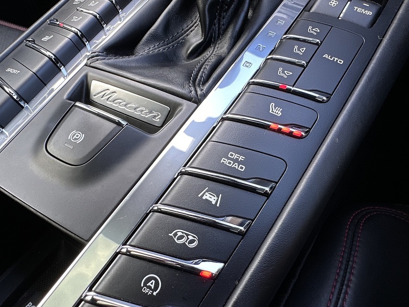 Porsche Macan T V6 GTS - U297