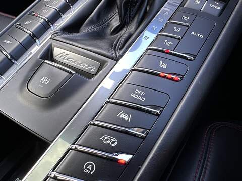 Porsche Macan T V6 GTS - U297