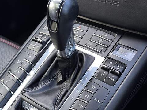 Porsche Macan T V6 GTS - U297