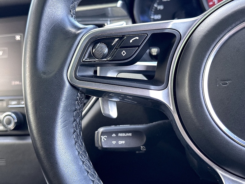 Porsche Macan T V6 GTS - U297