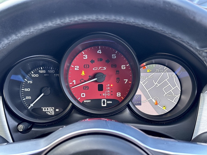 Porsche Macan T V6 GTS - U297