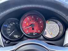 Porsche Macan T V6 GTS 