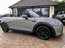 MINI Convertible Cooper Classic 