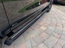 Land Rover Discovery D300 MHEV R-Dynamic SE 