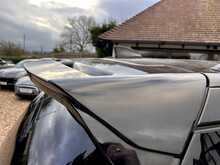 Land Rover Discovery D300 MHEV R-Dynamic SE 