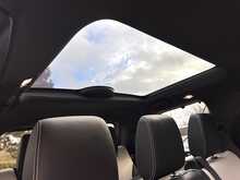 Land Rover Discovery D300 MHEV R-Dynamic SE 