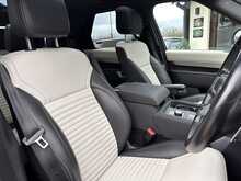 Land Rover Discovery D300 MHEV R-Dynamic SE 