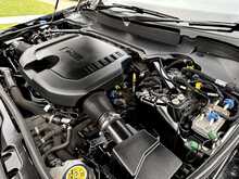 Land Rover Discovery D300 MHEV R-Dynamic SE 