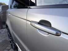 Land Rover Range Rover Sport P400e HSE Dynamic 