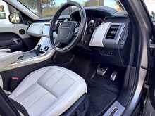 Land Rover Range Rover Sport P400e HSE Dynamic 