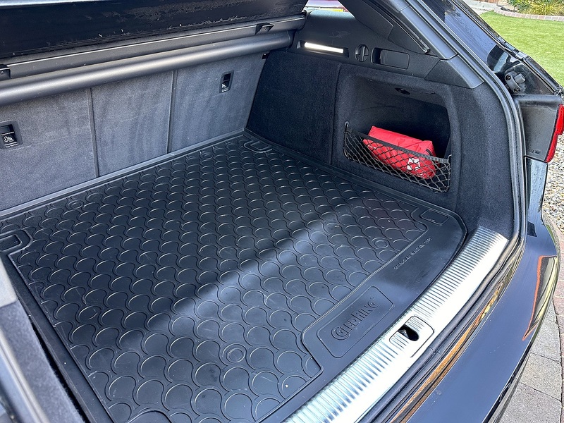 Audi A4 Avant TDI ultra S line - U304