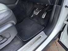 Land Rover Range Rover Sport SD V6 HSE Dynamic 