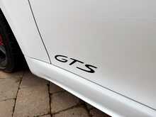 Porsche 718 Cayman T GTS 