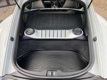 Porsche 718 Cayman T GTS 