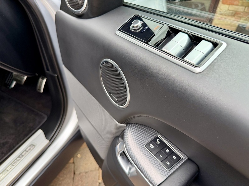 Land Rover Range Rover Sport SD V6 HSE Dynamic - U308
