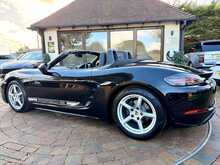 Porsche 718 Boxster T 