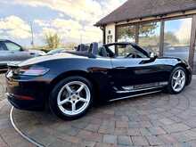 Porsche 718 Boxster T 
