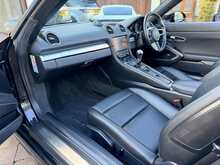 Porsche 718 Boxster T 
