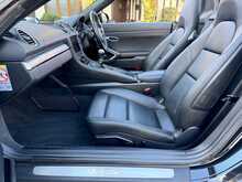 Porsche 718 Boxster T 