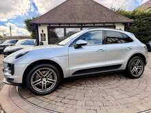 Porsche Macan T V6 S 