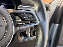Porsche Macan T V6 S 