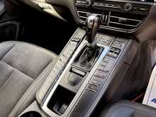 Porsche Macan T V6 S 
