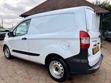 Ford Transit Courier TDCi Leader 
