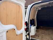 Ford Transit Courier TDCi Leader 