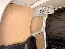 Ford Transit Courier TDCi Leader 