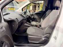 Ford Transit Courier TDCi Leader 