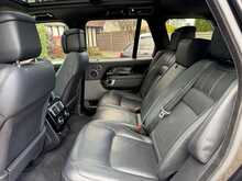 Land Rover Range Rover SD V8 Autobiography 