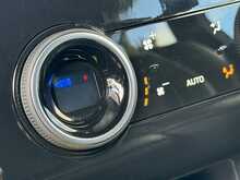 Land Rover Range Rover SD V8 Autobiography 