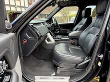 Land Rover Range Rover SD V8 Autobiography 