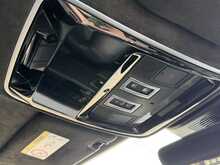 Land Rover Range Rover SD V8 Autobiography 