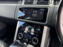 Land Rover Range Rover SD V8 Autobiography 