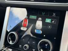 Land Rover Range Rover SD V8 Autobiography 