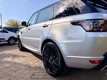 Land Rover Range Rover Sport SD V6 HSE Dynamic 