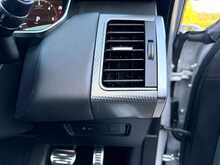Land Rover Range Rover Sport SD V6 HSE Dynamic 